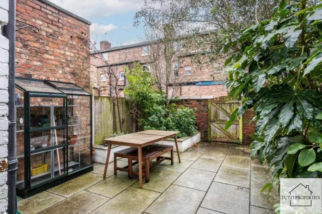 Elegant Home From Home - Manchester, Manchester